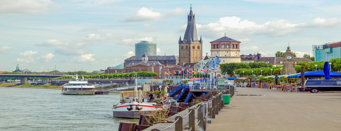 DUSSELDORF-Teambuilding