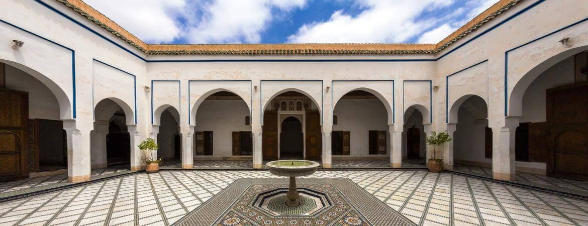 PALAIS-DE-LA-BAHIA-teambuilding