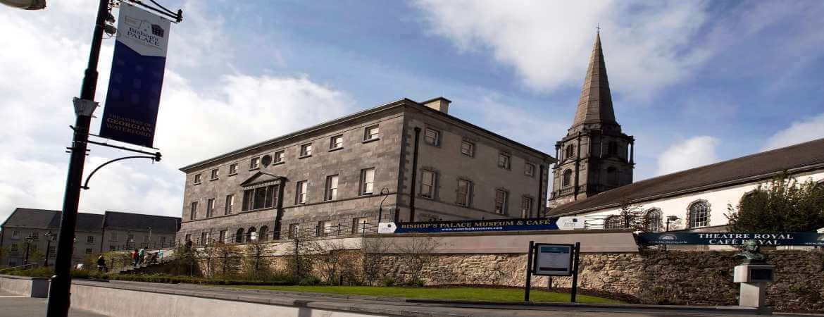 WATERFORD-teambuilding