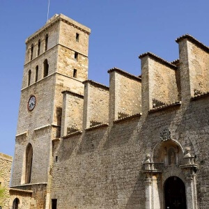 IBIZA-Histoire-3
