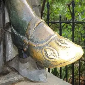 27-montaigne-paris-saint-michel